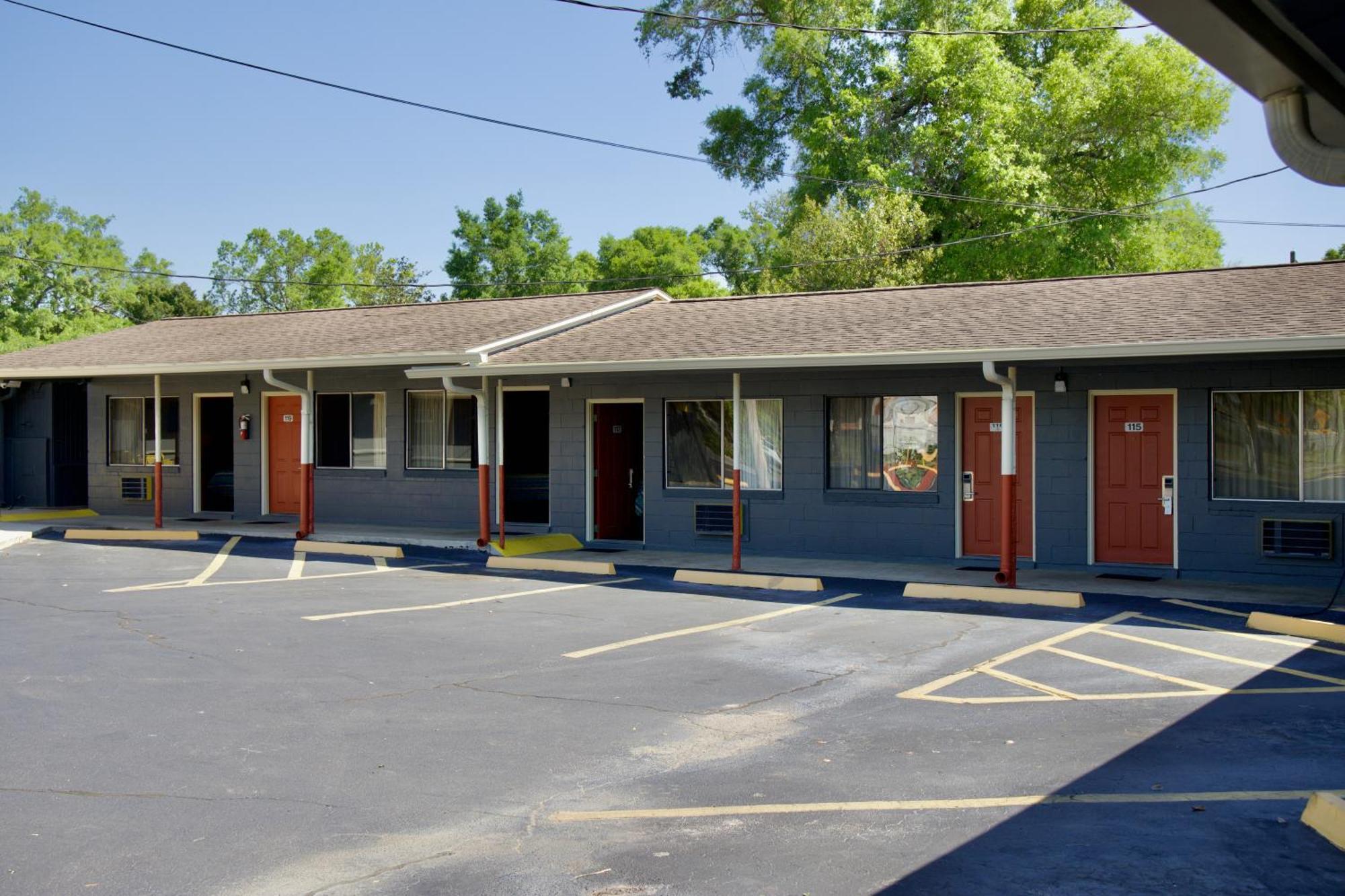 טלהאסי El Camino Motel מראה חיצוני תמונה